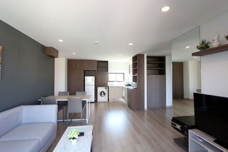1 Bedroom Condo For Rent