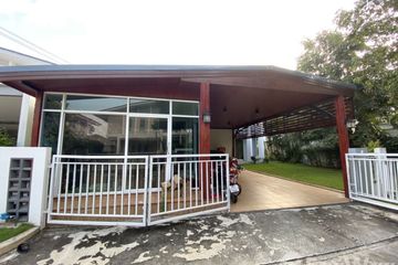 4 Bedroom House for sale in Sam Wa Tawan Tok, Bangkok