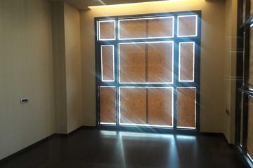 2 Bedroom Condo for sale in Khlong Tan Nuea, Bangkok near BTS Phrom Phong