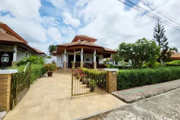 2 Bedroom Villa for sale in Nong Kae, Prachuap Khiri Khan