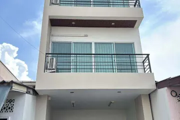 3 Bedroom Townhouse for Sale or Rent in Talat Yai, Phuket