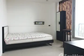 2 Bedroom Condo for sale in Chom Phon, Bangkok near BTS Phahon Yothin 24