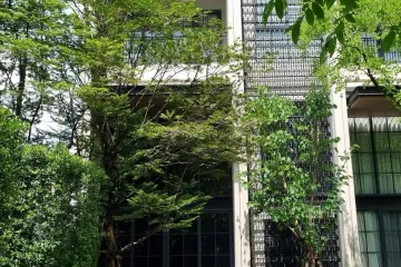 4 Bedroom House for sale in Khlong Toei Nuea, Bangkok near MRT Phetchaburi