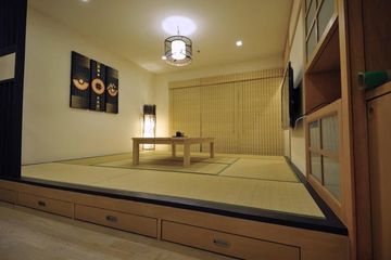 2 Bedroom Condo for sale in Khlong Tan, Bangkok near BTS Thong Lo