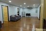 2 Bedroom Condo for sale in Crystal Garden, Khlong Toei, Bangkok near BTS Nana