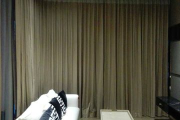 2 Bedroom Condo for sale in Lumpini, Bangkok near BTS Ratchadamri