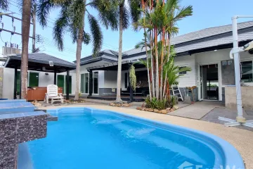 5 Bedroom Villa for rent in Si Sunthon, Phuket