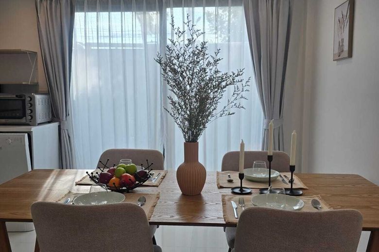 3 Bedroom Townhouse For Rent