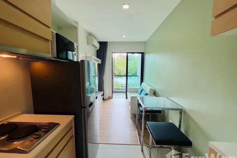 1 Bedroom Condo
