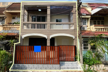 3 Bedroom Townhouse for sale in Lat Phrao, Bangkok