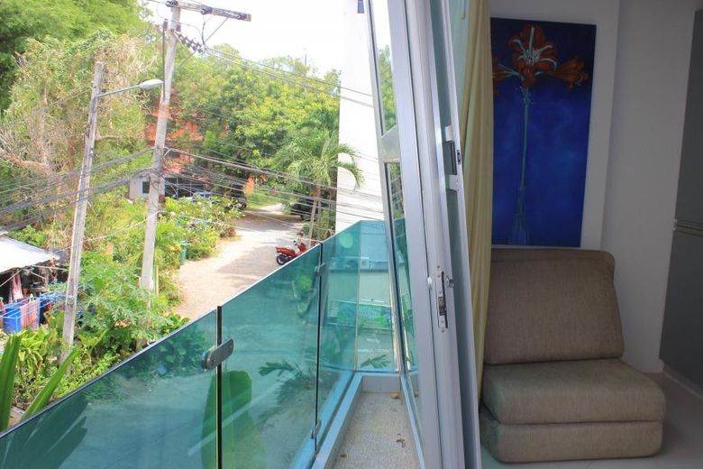 1 Bedroom Condo For Rent