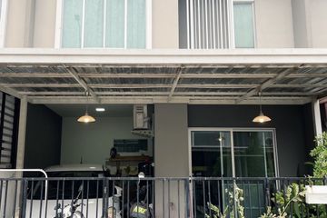 3 Bedroom Townhouse for sale in Khlong Thanon, Bangkok