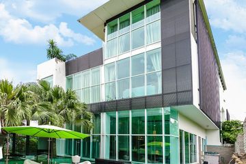 7 Bedroom Villa for sale in Khlong Khwang, Bangkok