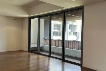 3 Bedroom Condo for sale in Bang Phong Pang, Bangkok