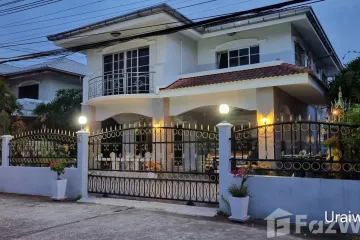 4 Bedroom House for rent in Na Kluea, Chonburi
