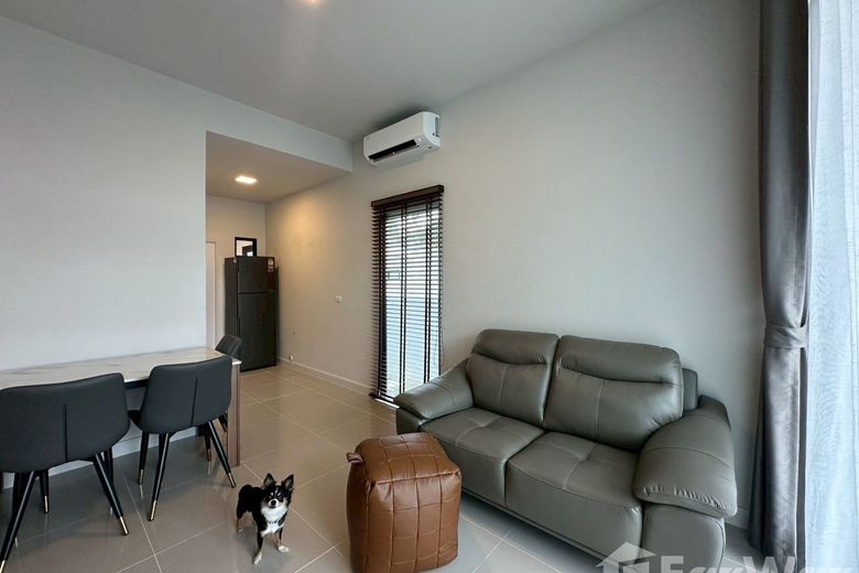 2 Bedroom Townhouse For Rent