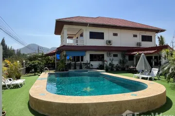 7 Bedroom Villa for sale in Nong Kae, Prachuap Khiri Khan