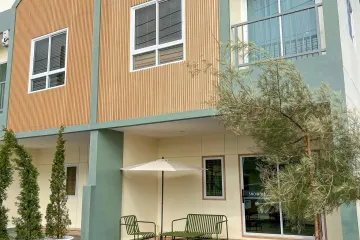3 Bedroom Townhouse for sale in Bueng, Chonburi