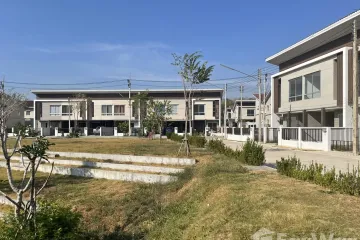 3 Bedroom Townhouse for rent in Thep Krasatti, Phuket