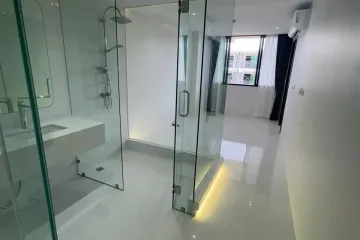 1 Bedroom Condo for sale in Rawai, Phuket
