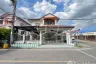 3 Bedroom Townhouse for sale in Sao Thong Hin, Nonthaburi near MRT Sam Yaek Bang Yai