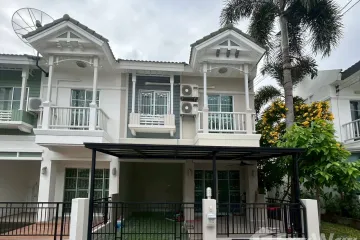 3 Bedroom Townhouse for sale in The Villa Rattanathibet, Tha It, Nonthaburi