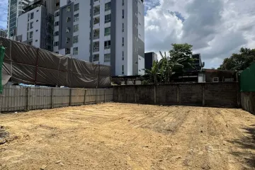 Land for sale in Phra Khanong, Bangkok near BTS Phra Khanong