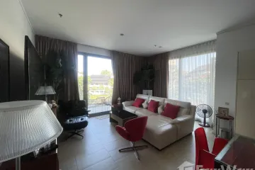 3 Bedroom Condo for rent in Na Kluea, Chonburi