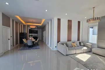 3 Bedroom Villa for sale in Huai Yai, Chonburi