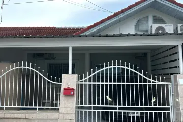 2 Bedroom Townhouse for sale in Nong Prue, Chonburi