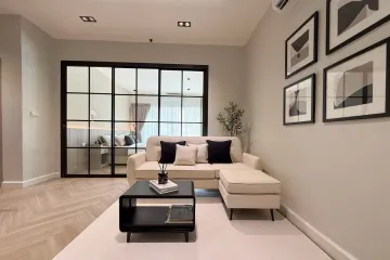 2 Bedroom Condo for sale in Ratsada, Phuket