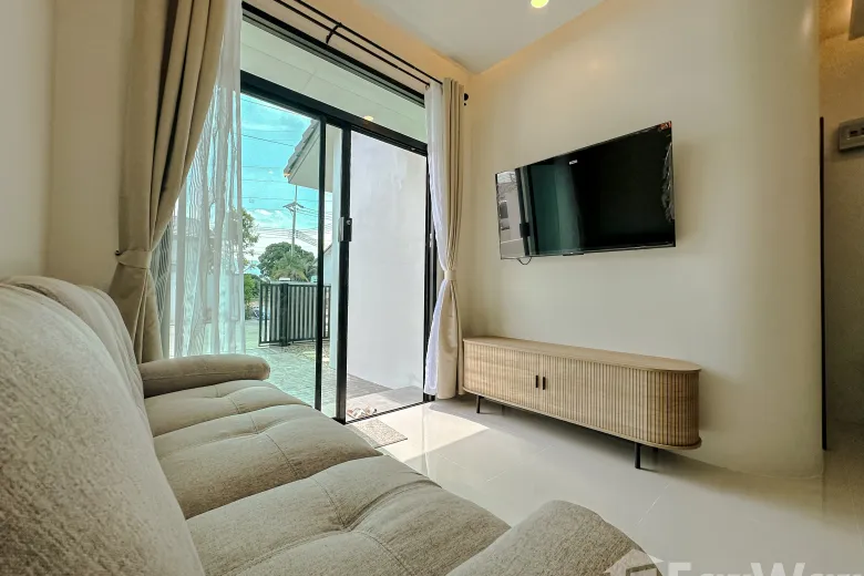 2 Bedroom House