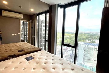 2 Bedroom Condo for sale in Lat Yao, Bangkok near BTS Bang Bua
