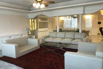 3 Bedroom Condo for Sale or Rent in Phra Khanong Nuea, Bangkok near BTS Ekkamai