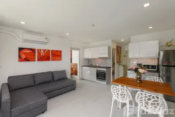 2 Bedroom Condo for sale in Karon, Phuket