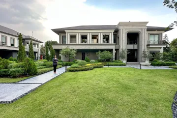 5 Bedroom Townhouse for sale in Khan Na Yao, Bangkok near MRT Nopparat