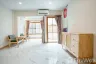 3 Bedroom Townhouse for rent in Talat Nuea, Phuket