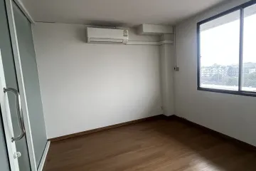 Office for rent in Nong Prue, Chonburi