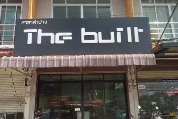 3 Bedroom Townhouse for sale in Chomphu, Lampang