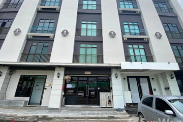 Office for Sale or Rent in Chic District Ram 53, Phlapphla, Bangkok