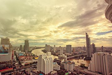 1 Bedroom Condo for sale in Silom, Bangkok near BTS Saphan Taksin