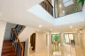 4 Bedroom Townhouse for sale in Phra Khanong Nuea, Bangkok near BTS Phra Khanong
