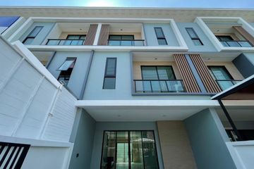 4 Bedroom Townhouse for sale in Bang Kaeo, Samut Prakan
