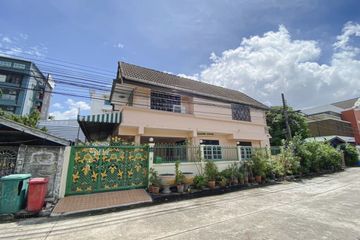 4 Bedroom House for sale in Wang Thonglang, Bangkok near MRT Lat Phrao 71