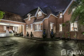 7 Bedroom House for sale in Khlong Tan Nuea, Bangkok