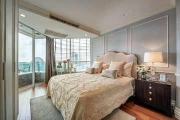 3 Bedroom Condo for sale in Bang Phlat, Bangkok near MRT Bang Phlat