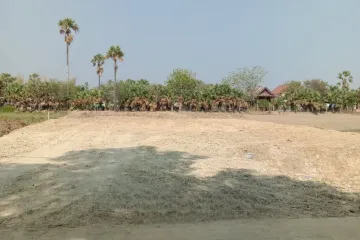 Land for sale in Nong Khanan, Phetchaburi