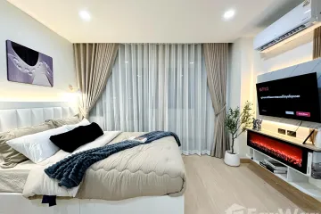 1 Bedroom Condo for sale in Sam Sen Nok, Bangkok near MRT Chok Chai 4