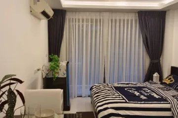 Condo for sale in Na Kluea, Chonburi