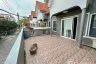 2 Bedroom Townhouse for sale in Na Kluea, Chonburi